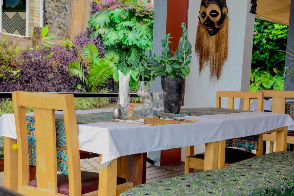 Palm Garden Resort Gisenyi Exterior photo